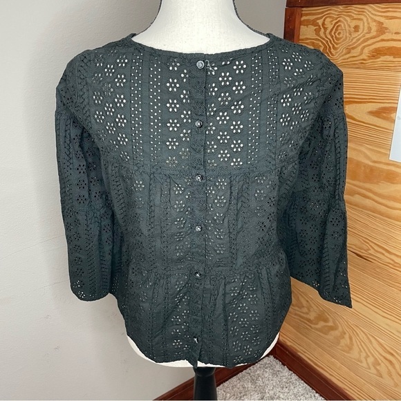 Madewell Floral Eyelet Tiered Button-Back Top in True Black Extra Small - Picture 5 of 13